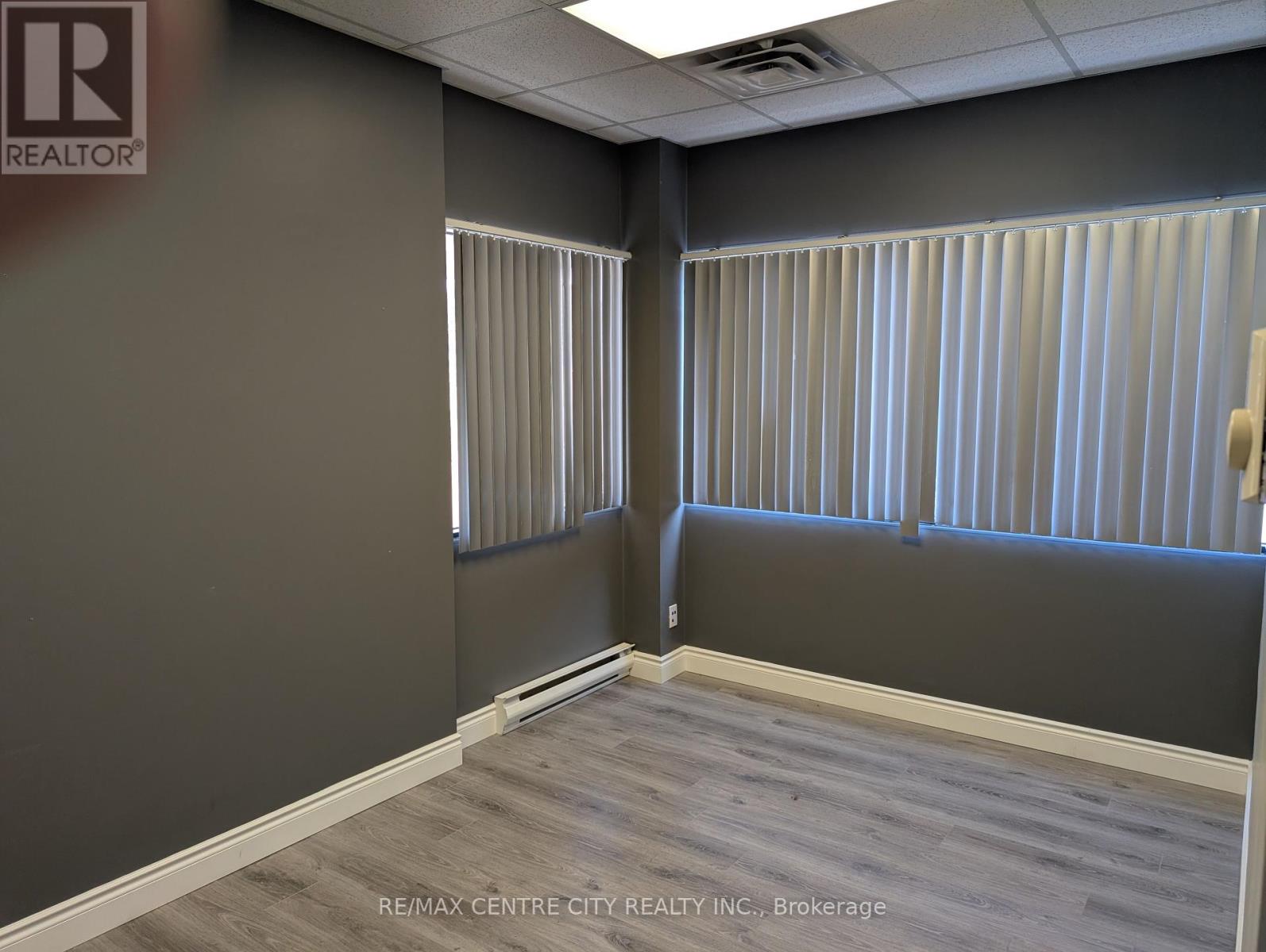 200 - 339 Wellington Road, London South, Ontario  N6C 5Z9 - Photo 15 - X12227000
