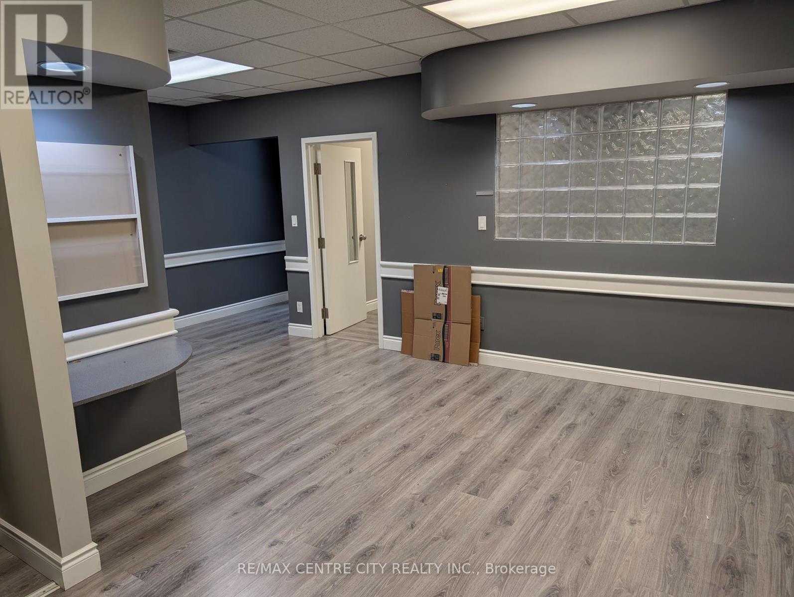 200 - 339 Wellington Road, London South, Ontario  N6C 5Z9 - Photo 6 - X12227000