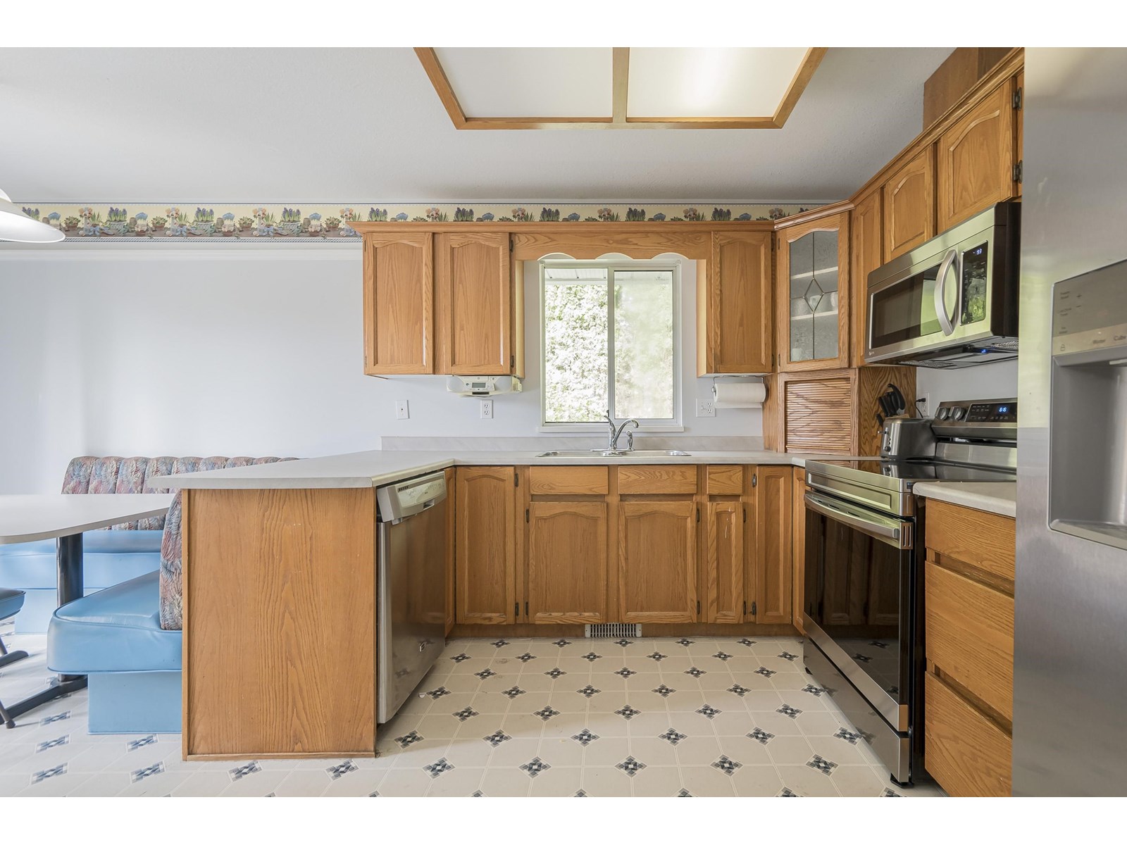 Property at 27236 32B AVENUE image 4