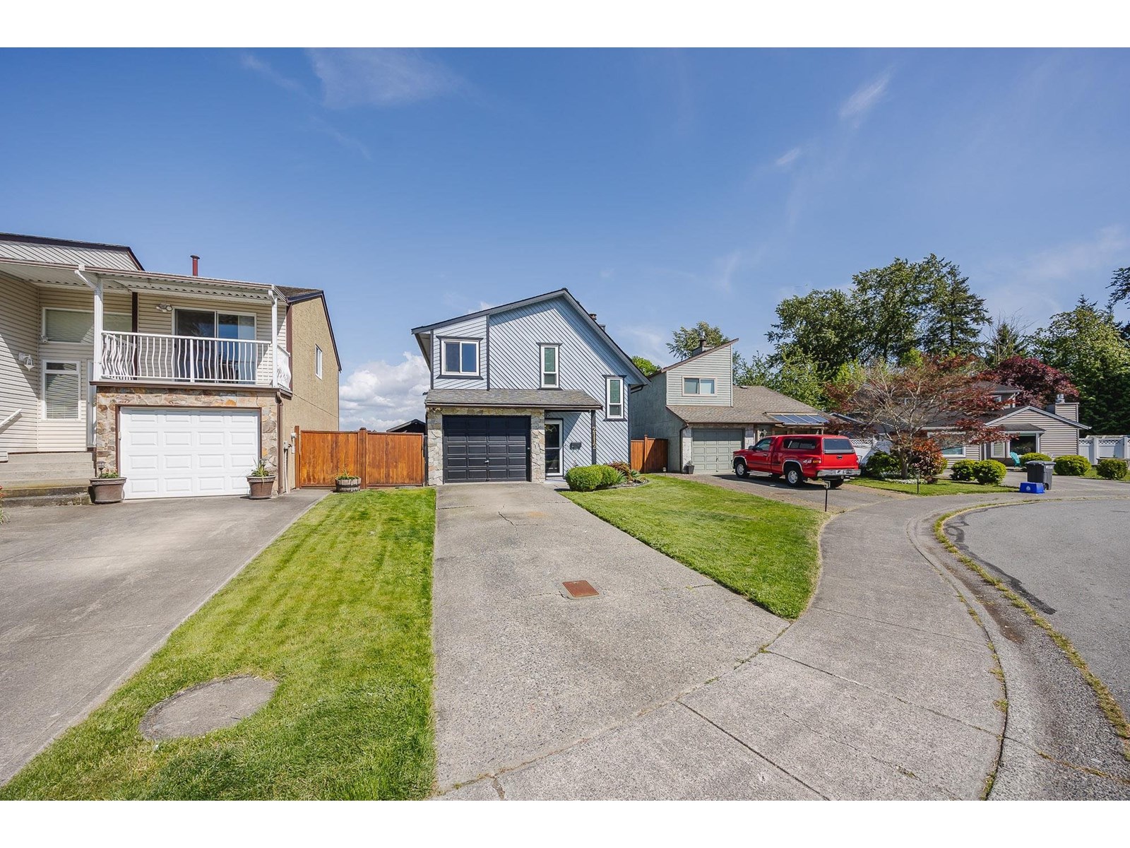 Property at 2112 WINSTON COURT image 2