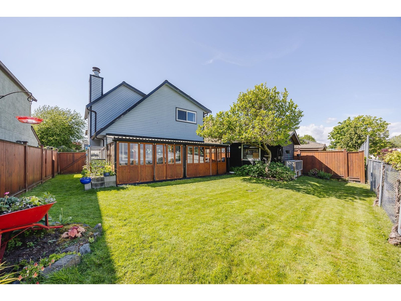 Property at 2112 WINSTON COURT image 3