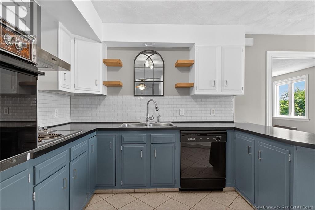 Property at 104 Chesley Street image 4