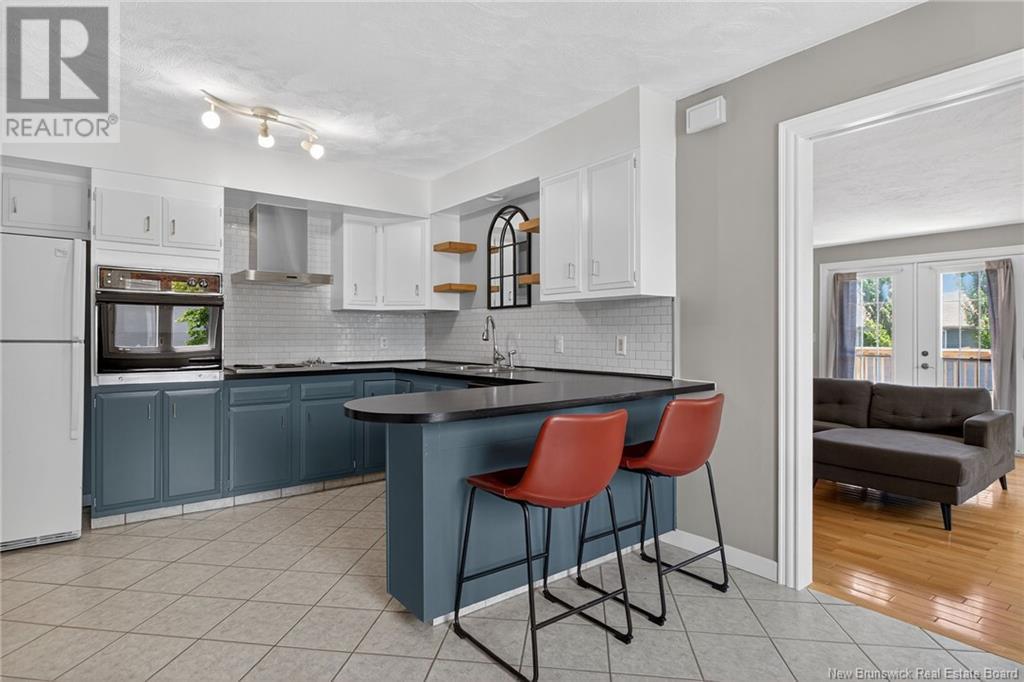 Property at 104 Chesley Street image 5