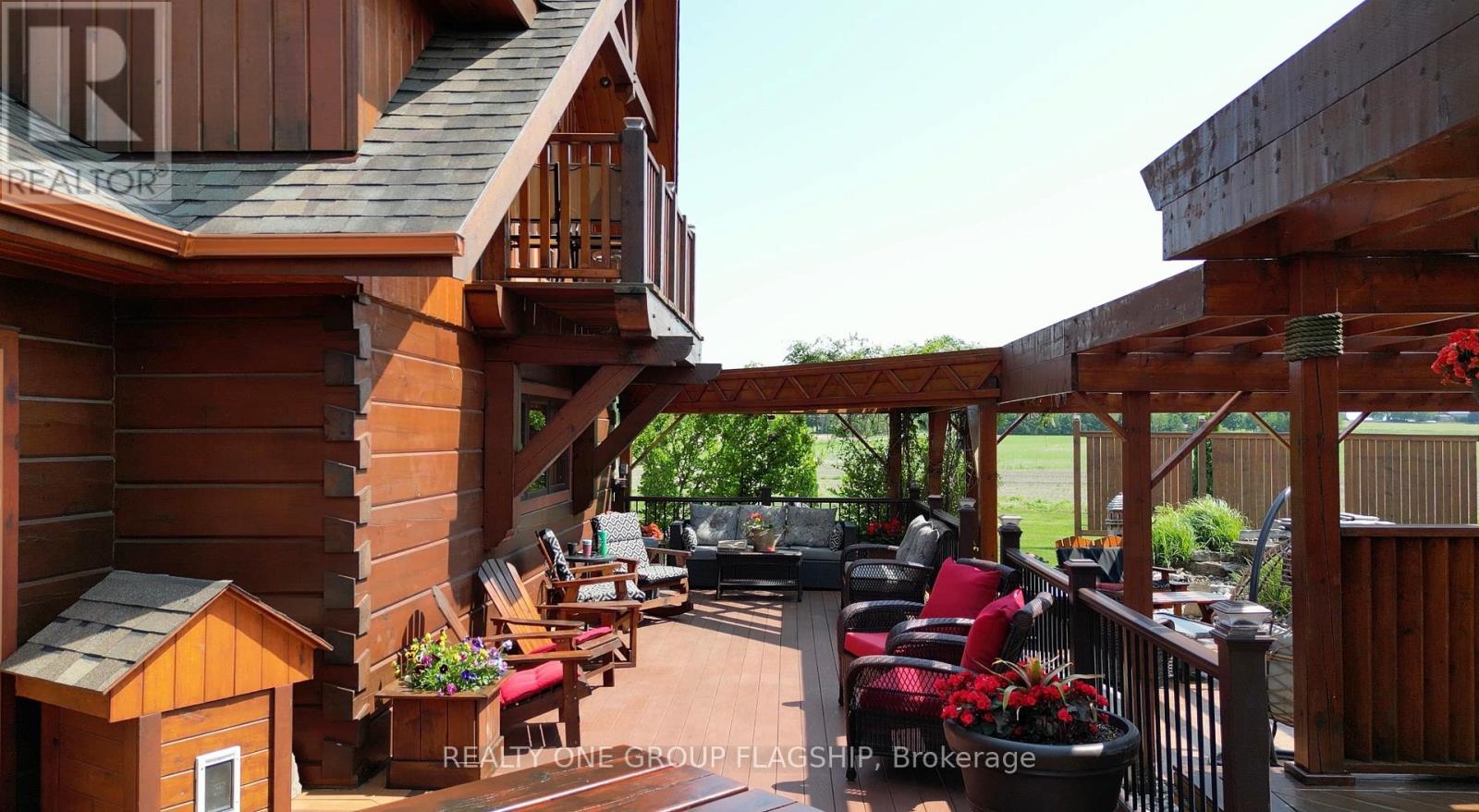 8529 Kinnaird Road, Lambton Shores (Bosanquet), Ontario  N0N 1J3 - Photo 6 - X12226873