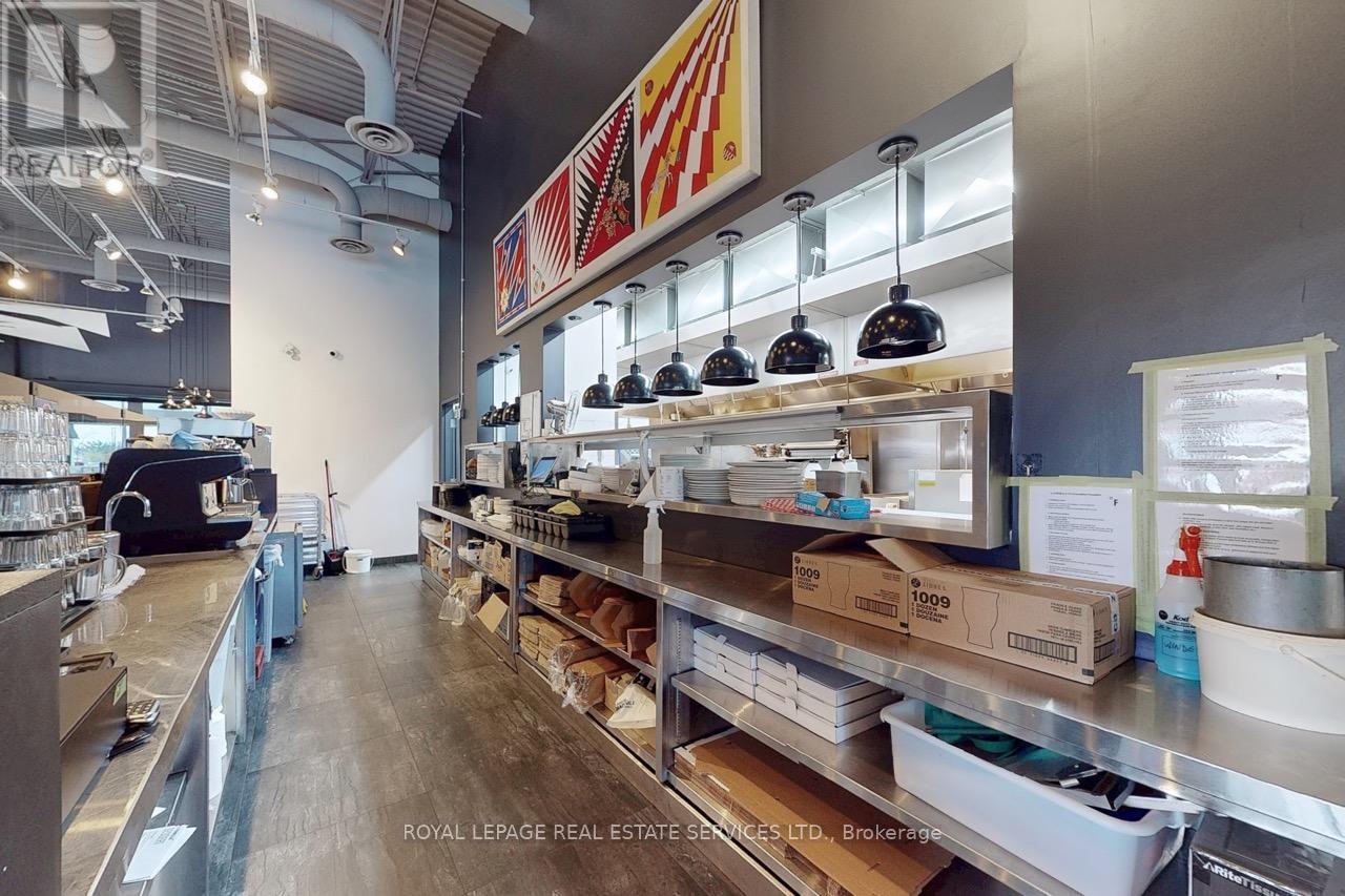 C - 300c Fourth Avenue, St. Catharines (Ridley), Ontario  L2S 0E6 - Photo 25 - X12226932