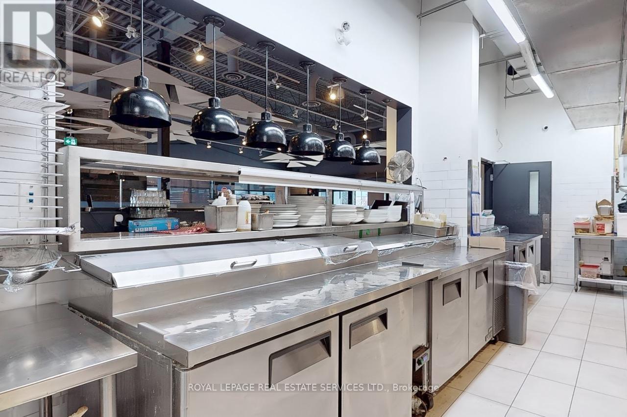 C - 300c Fourth Avenue, St. Catharines (Ridley), Ontario  L2S 0E6 - Photo 35 - X12226932