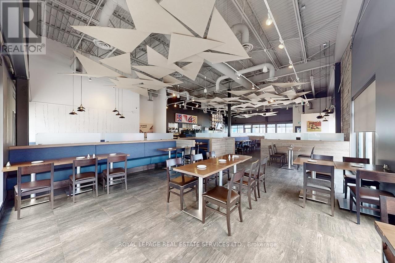 C - 300c Fourth Avenue, St. Catharines (Ridley), Ontario  L2S 0E6 - Photo 5 - X12226932