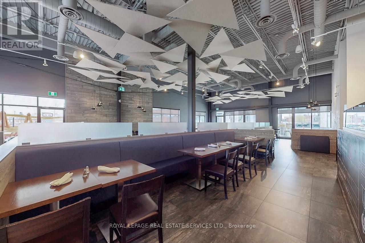 C - 300c Fourth Avenue, St. Catharines (Ridley), Ontario  L2S 0E6 - Photo 8 - X12226932