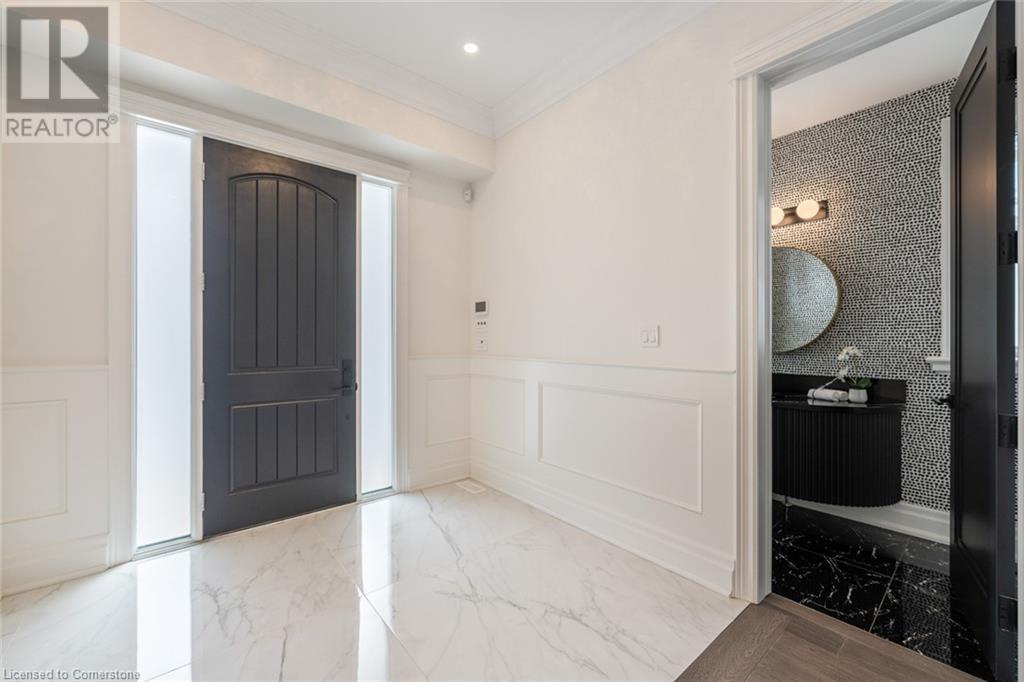 Property at 2265 LAKESHORE Road Unit# 3 image 4
