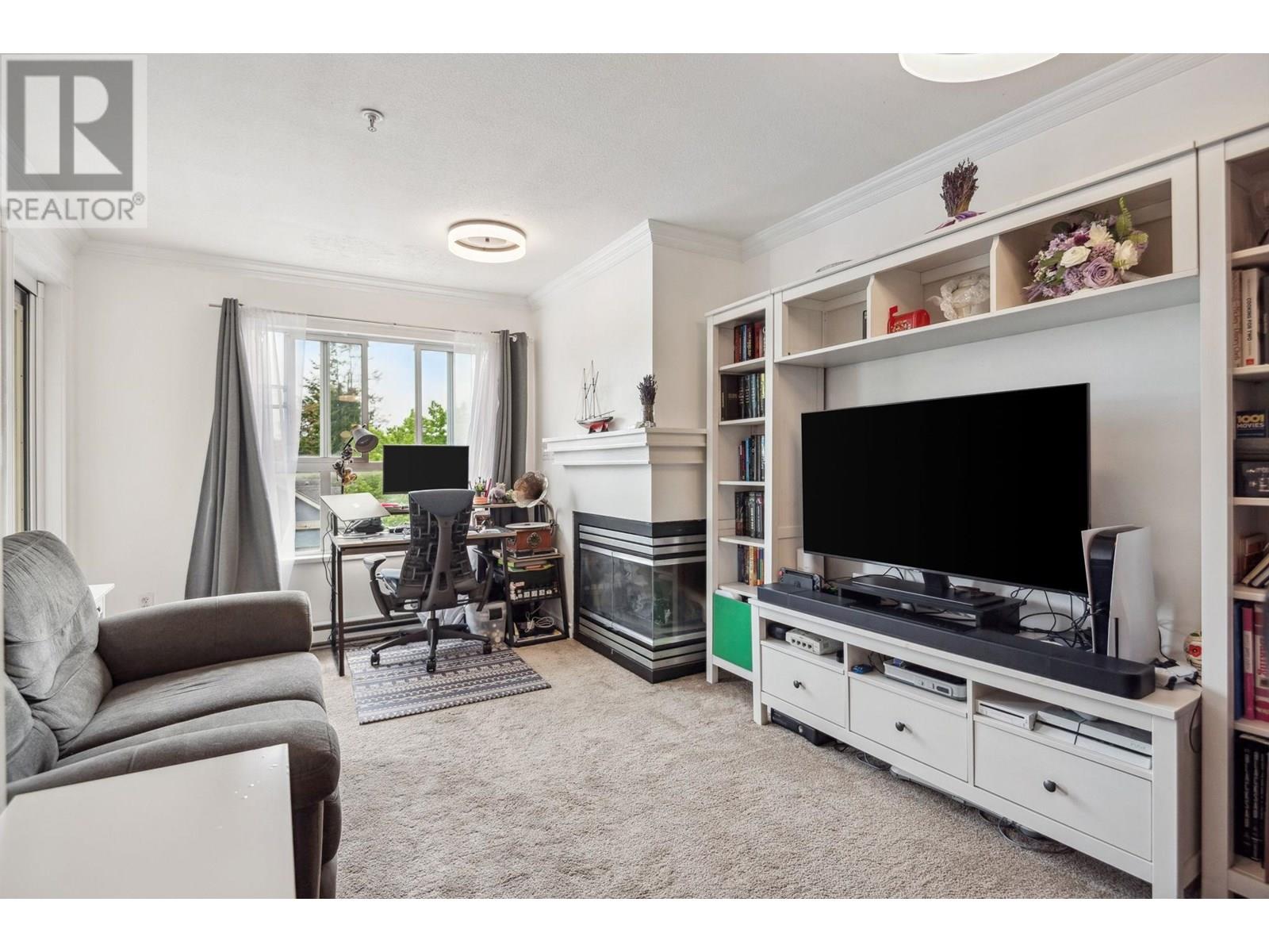 402 1990 DUNBAR STREET, vancouver, British Columbia V6R3M3