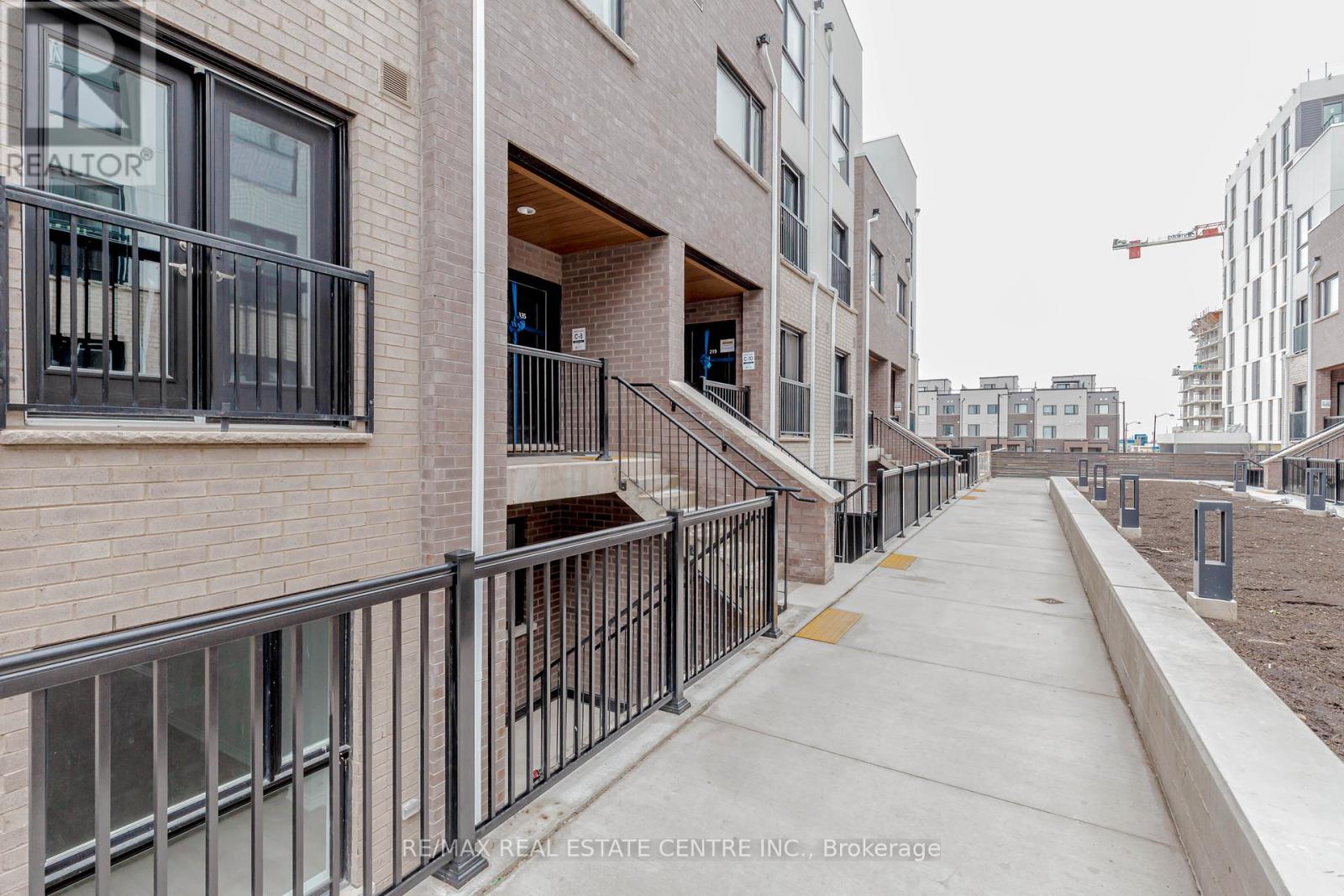 Property at 117 - 349 WHEAT BOOM DRIVE image 3