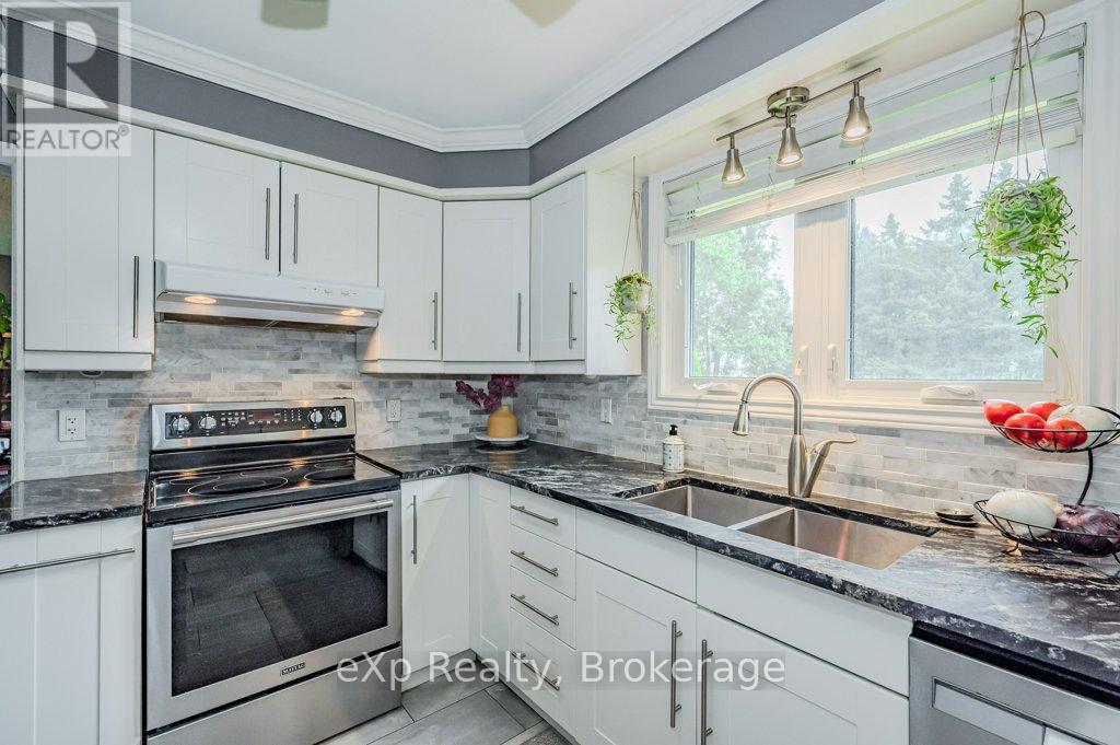8 Malvern Crescent, Guelph, Ontario  N1L 1G8 - Photo 16 - X12227012