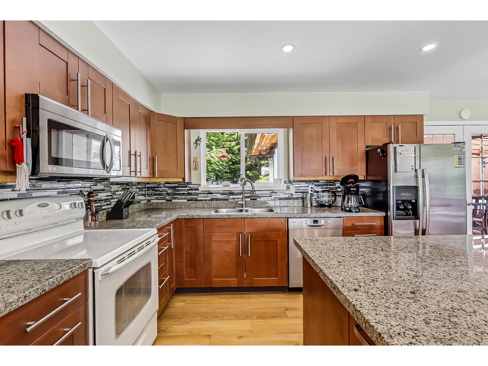 18073 19a Avenue, Surrey, British Columbia V3Z 9V2 - Photo 11 - R3010403