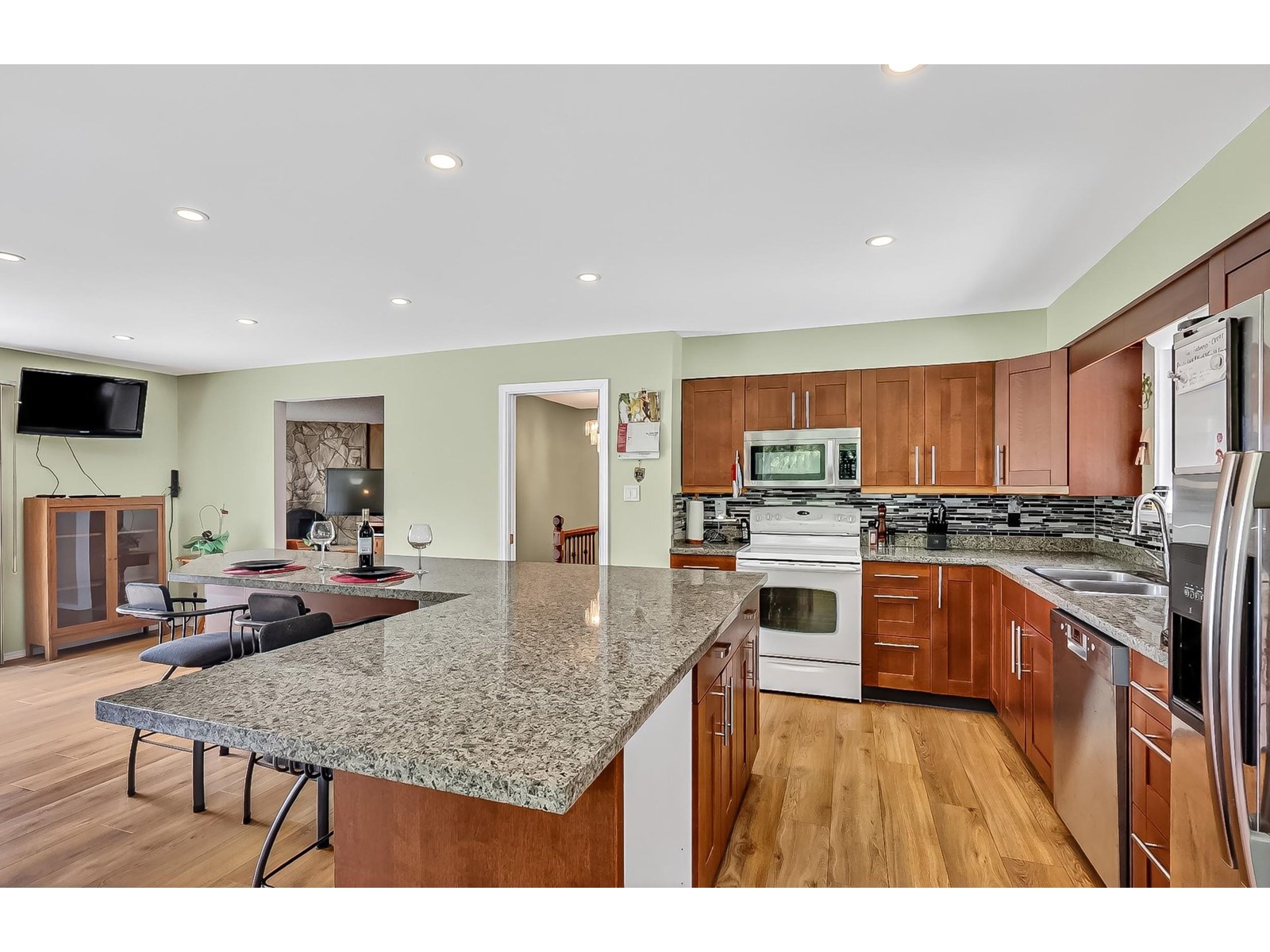 18073 19a Avenue, Surrey, British Columbia V3Z 9V2 - Photo 13 - R3010403