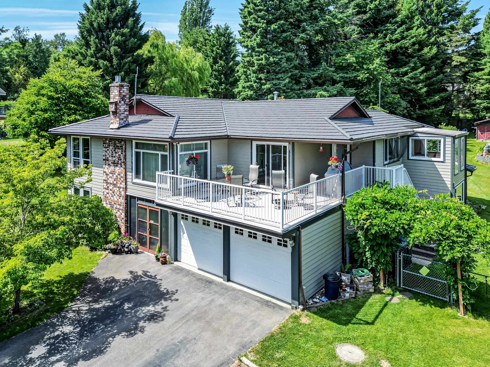 Property at 18073 19A AVENUE image 1