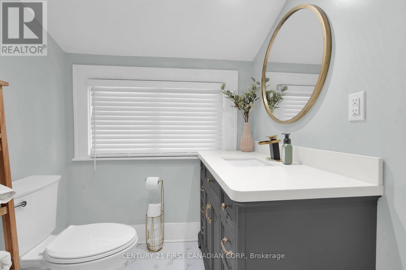 196 Queen Street, West Elgin (Rodney), Ontario  N0L 2C0 - Photo 20 - X12227092