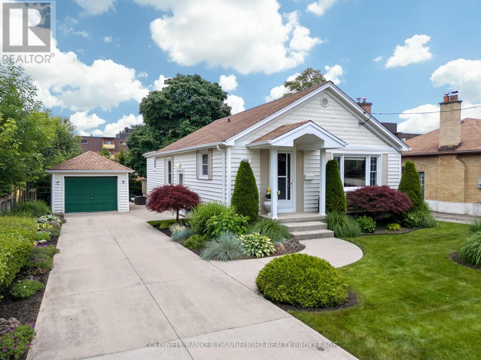 Property at 644 PERCY STREET image 1