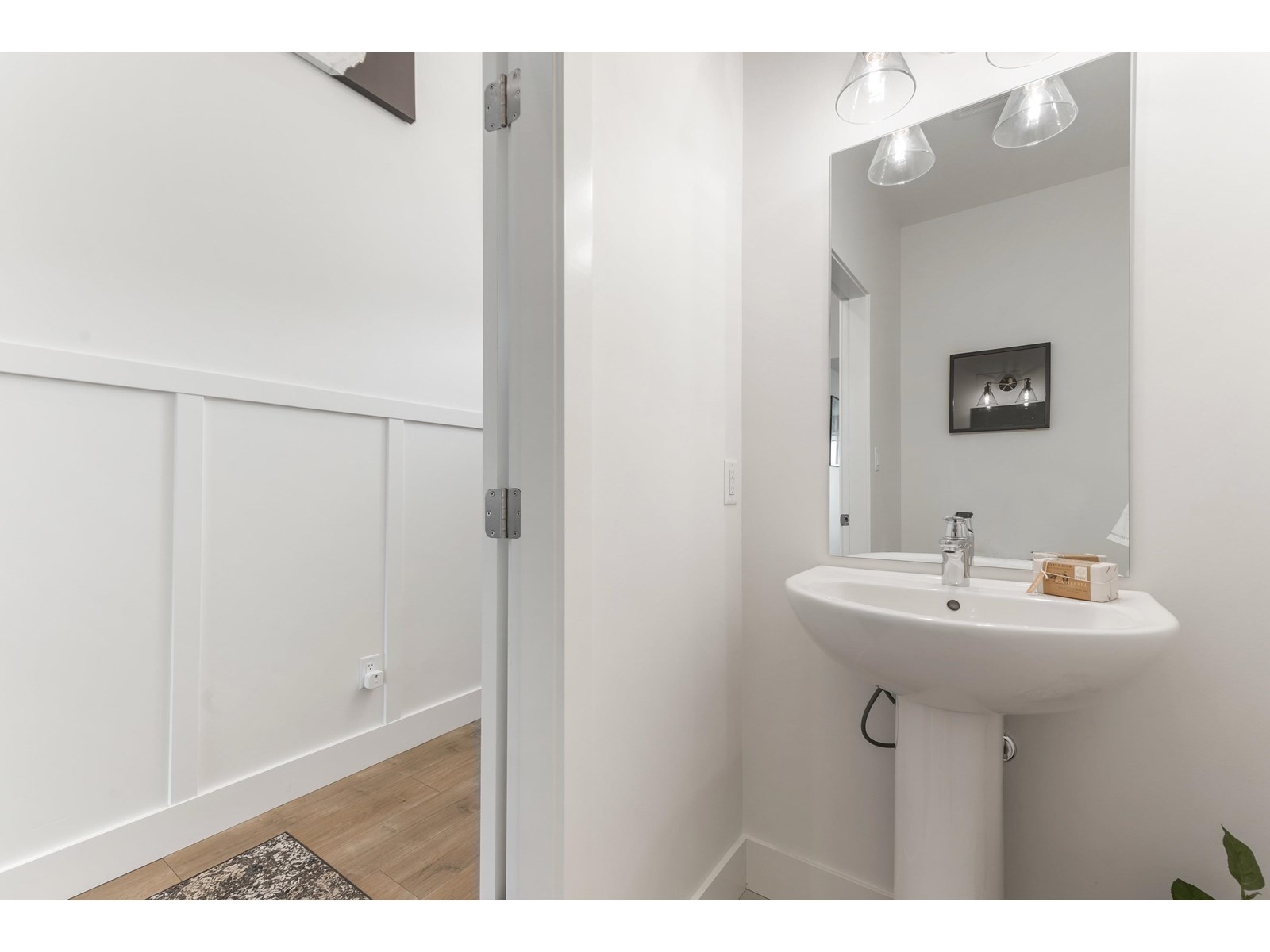 Property at 44700 WILLOWSTREAM ROAD image 3