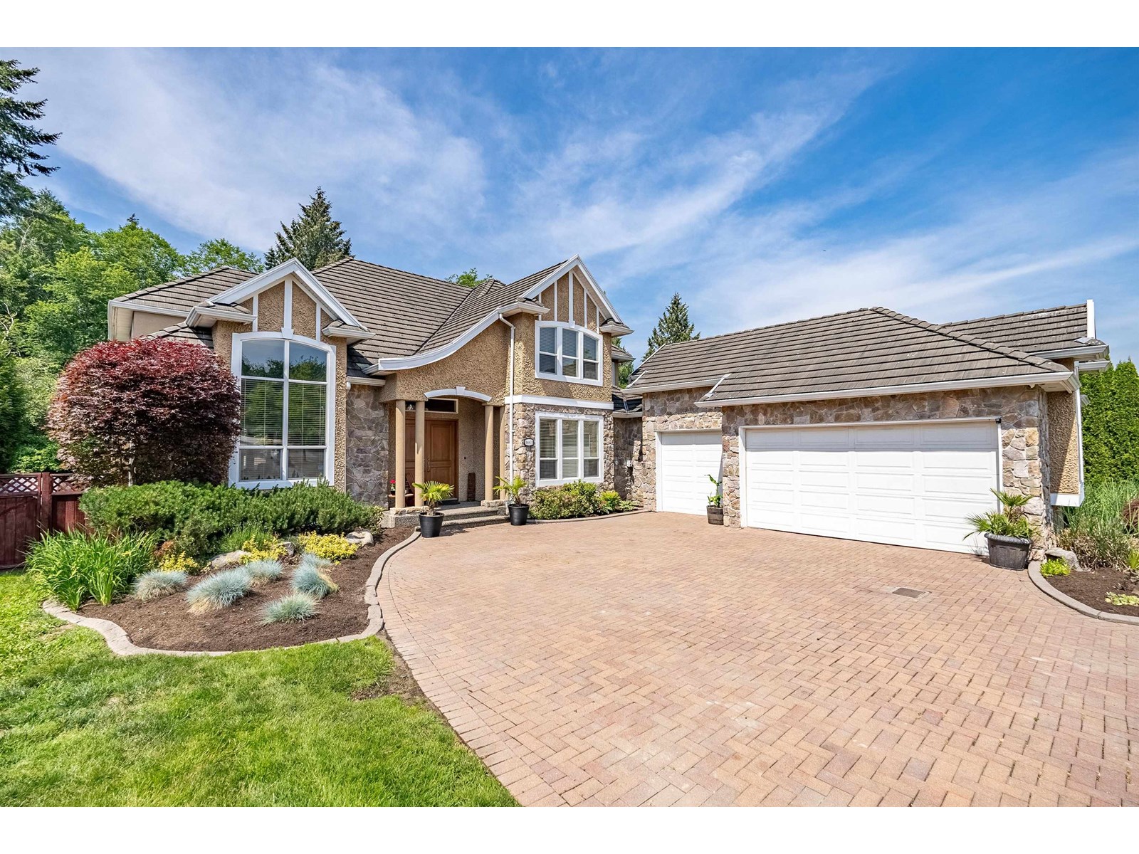 Property at 16871 87 AVENUE image 2