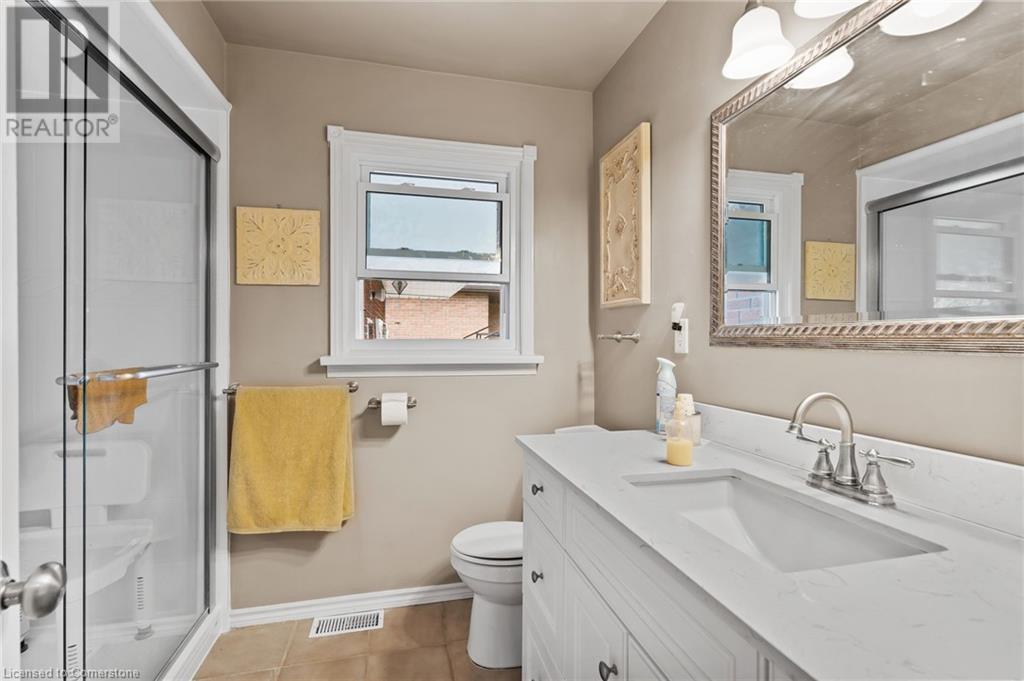 3 Mcnab Drive, Welland, Ontario  L3C 2M7 - Photo 12 - 40741395