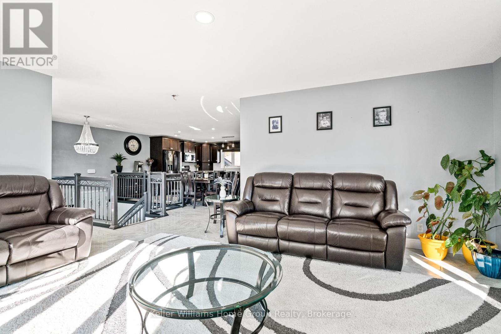 202 Ellen Street, North Perth, Ontario  N0G 1B0 - Photo 10 - X12227169