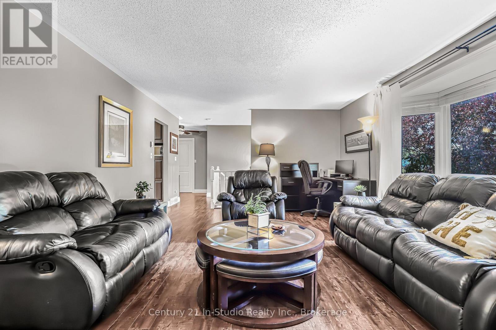 372 St Albert Street, Kincardine, Ontario  N2Z 2V3 - Photo 21 - X12227177