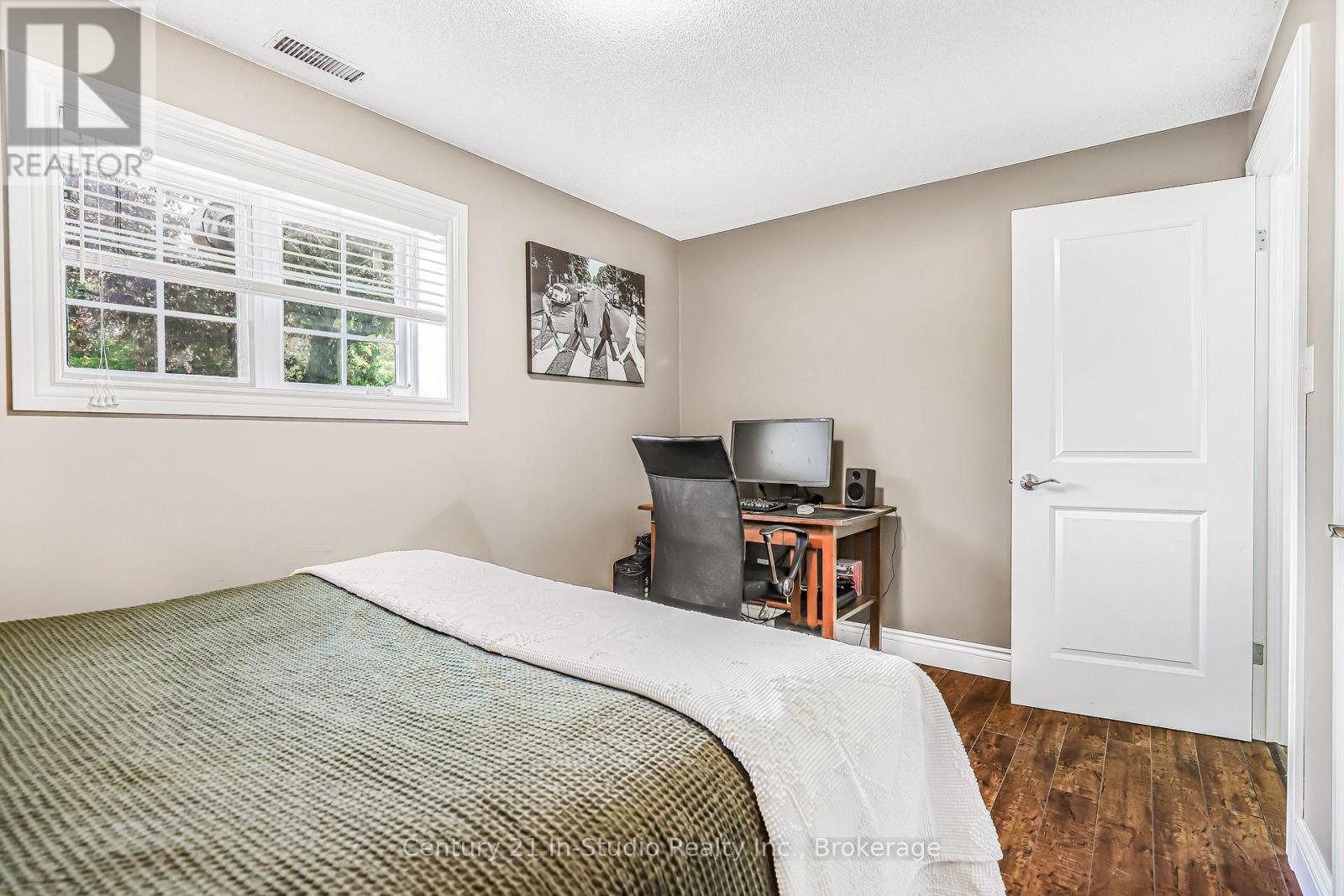 372 St Albert Street, Kincardine, Ontario  N2Z 2V3 - Photo 34 - X12227177