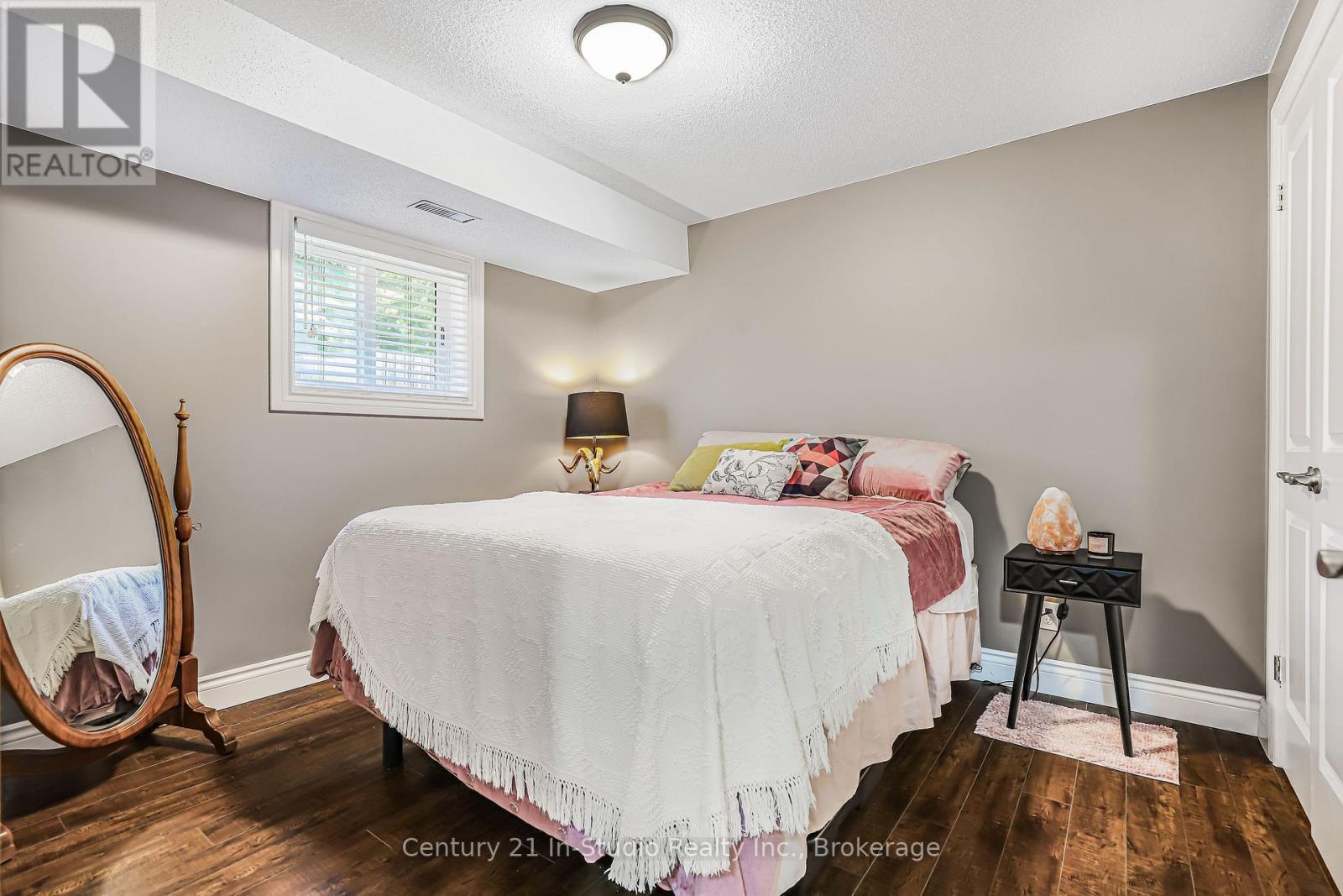 372 St Albert Street, Kincardine, Ontario  N2Z 2V3 - Photo 39 - X12227177