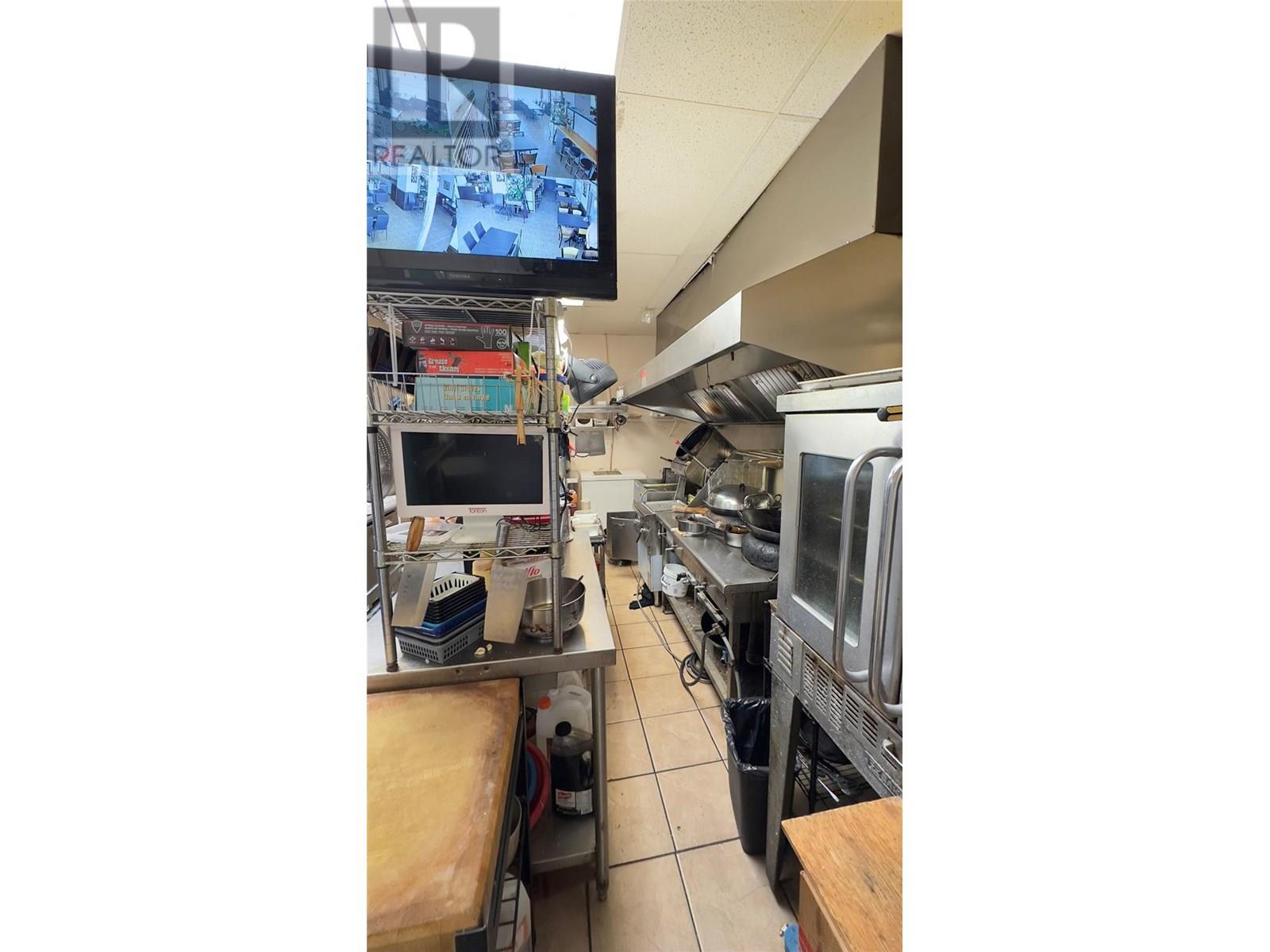 8323 Main Street, Osoyoos, British Columbia  V0H 1V3 - Photo 8 - 10352585