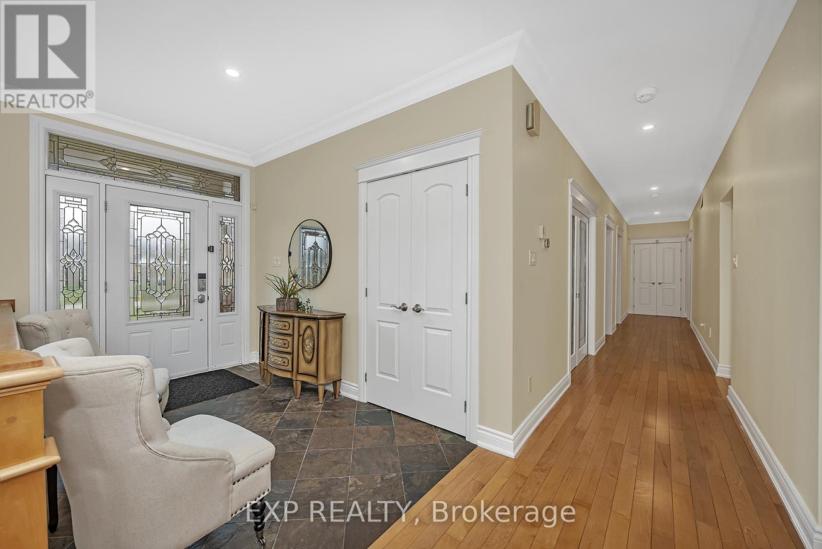 Property at 6703 SUNCREST DRIVE image 4