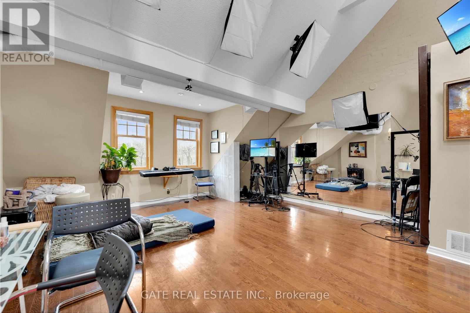 489 King Street E, Toronto (Moss Park), Ontario  M5A 1L9 - Photo 8 - C12227144