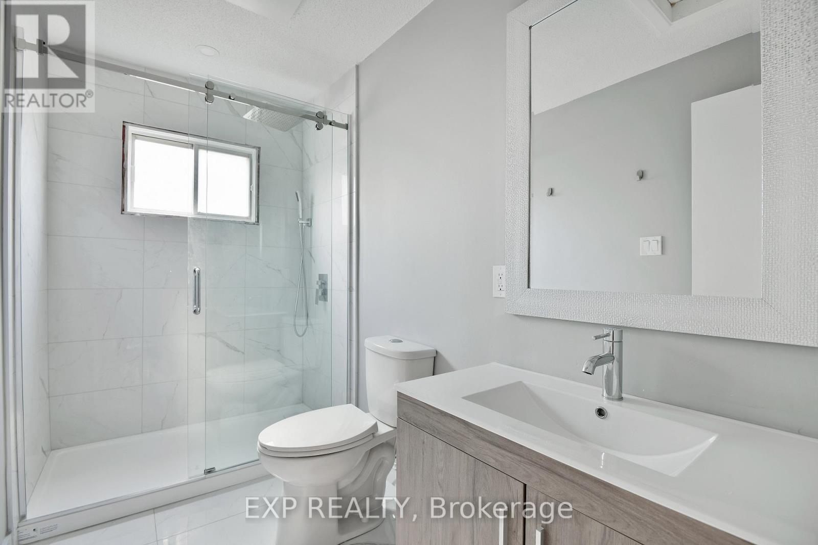 369 Lafontaine Avenue, Ottawa, Ontario  K1L 6X9 - Photo 15 - X12197818