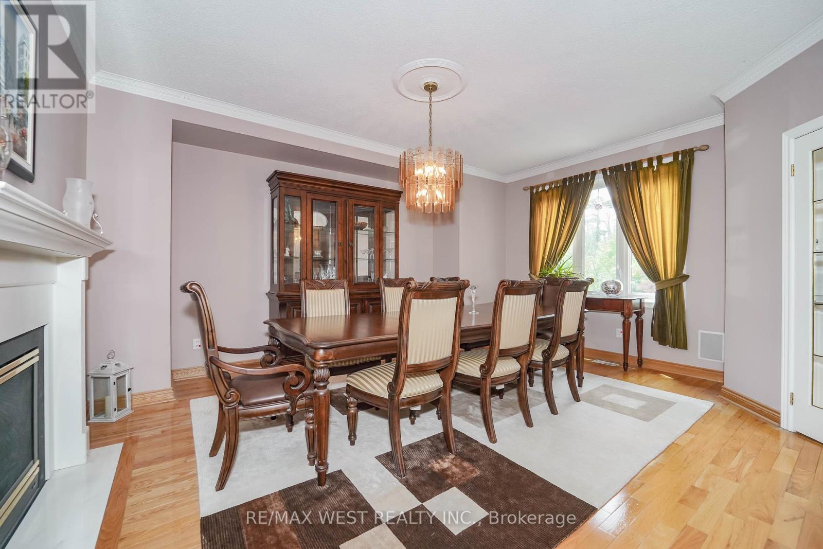 Property at 113 SANDCHERRY COURT image 4