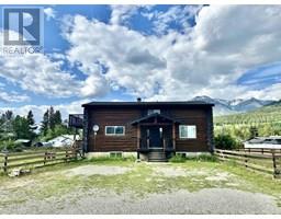 1100 7th Avenue, Valemount, Ca