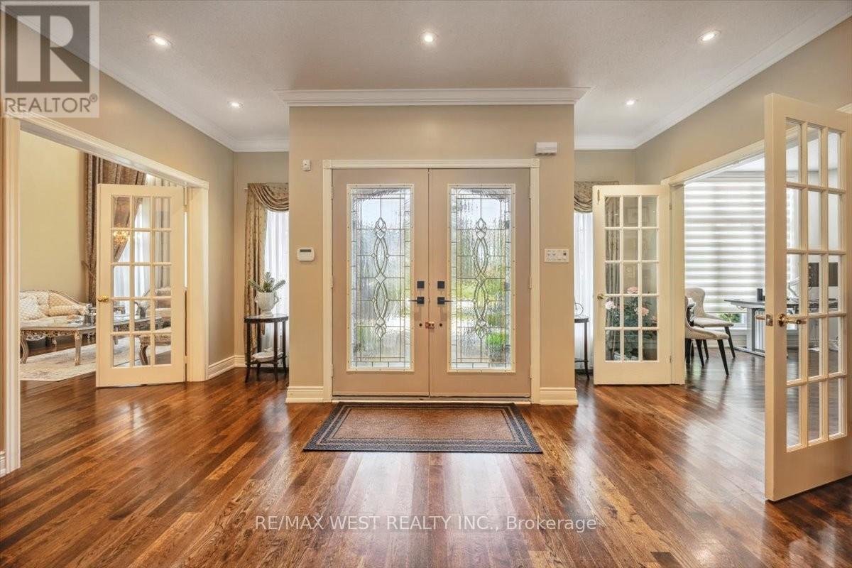 Property at 2 WATERFORD LANE image 3