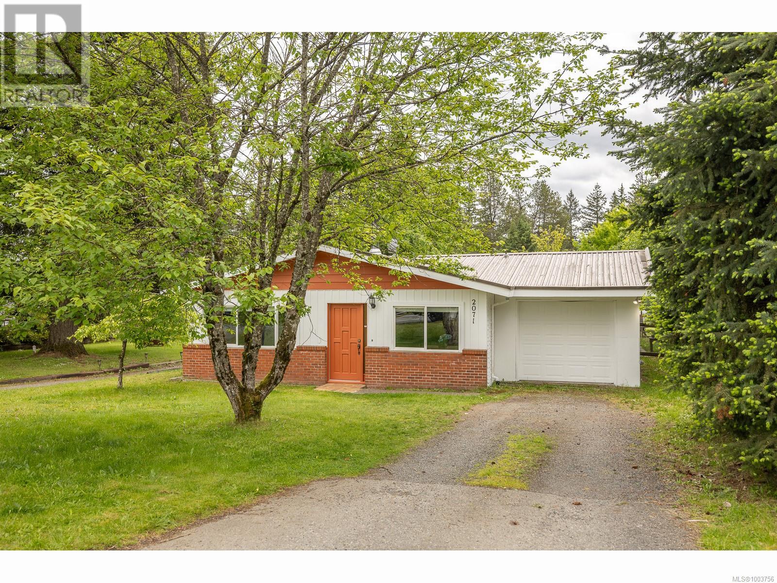 Property at 2071 East Wellington Dr image 1