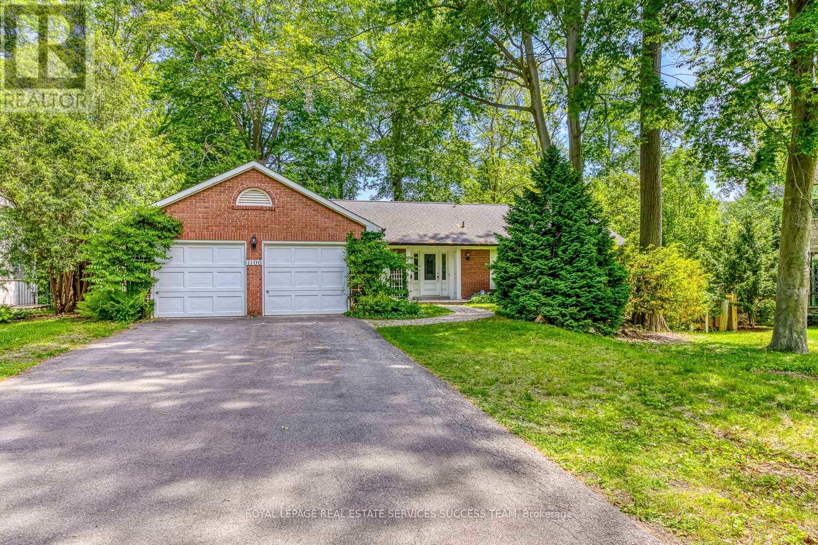 1106 CRESTVIEW STREET, Oakville, Ontario
