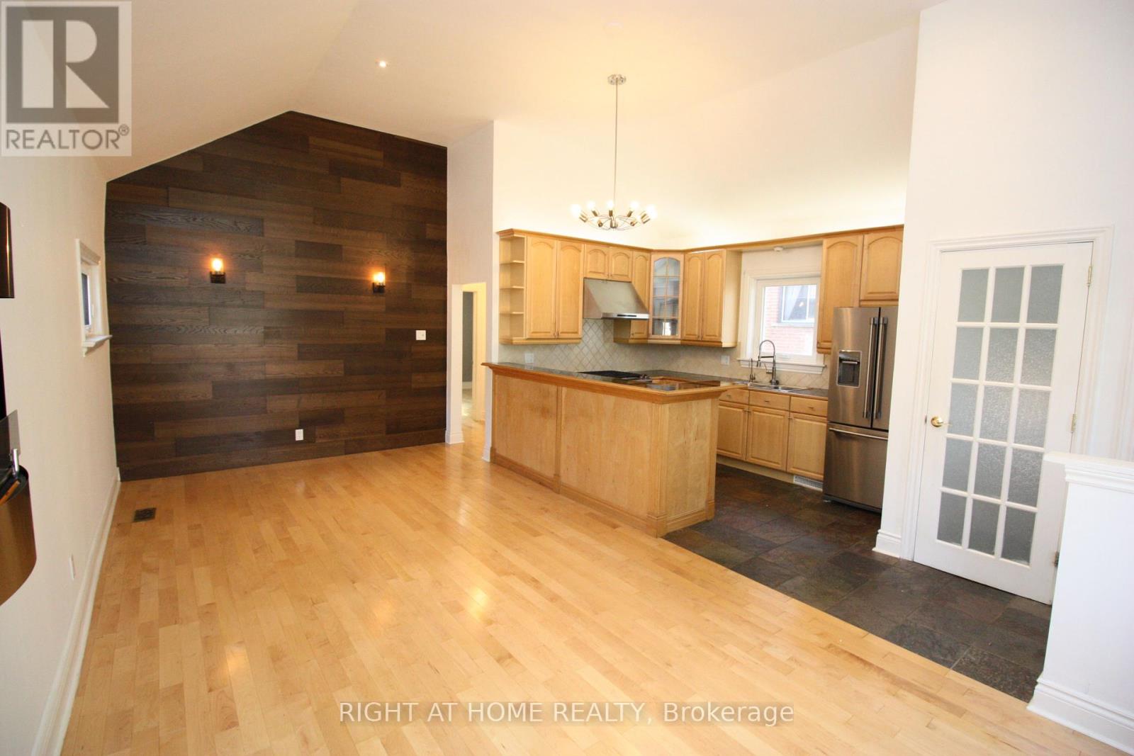 Property at 479 RIMILTON AVENUE image 3