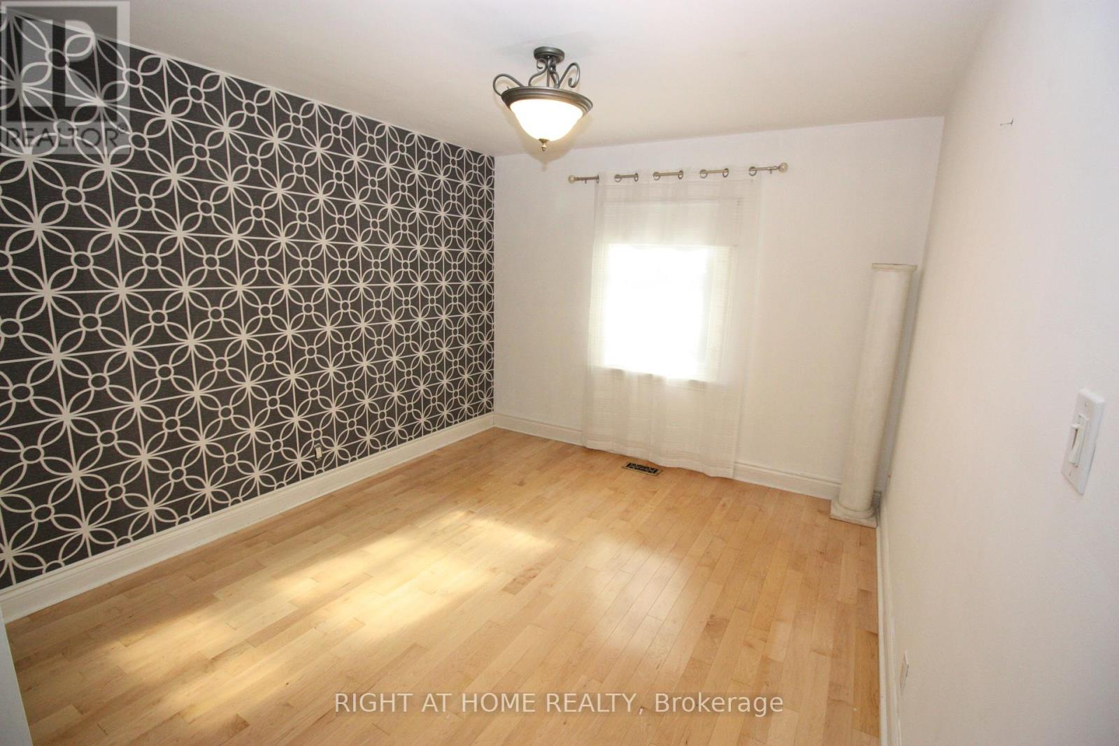 Property at 479 RIMILTON AVENUE image 5