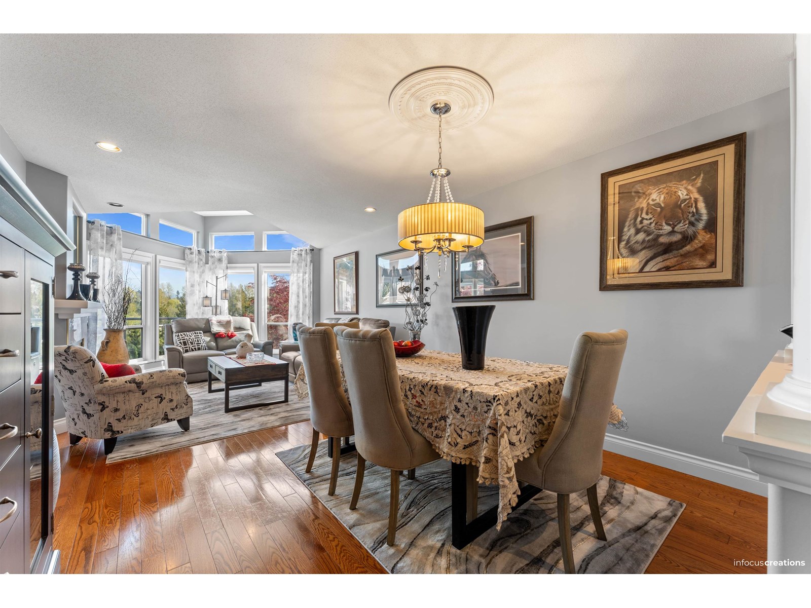 Property at 13 3354 HORN STREET image 3