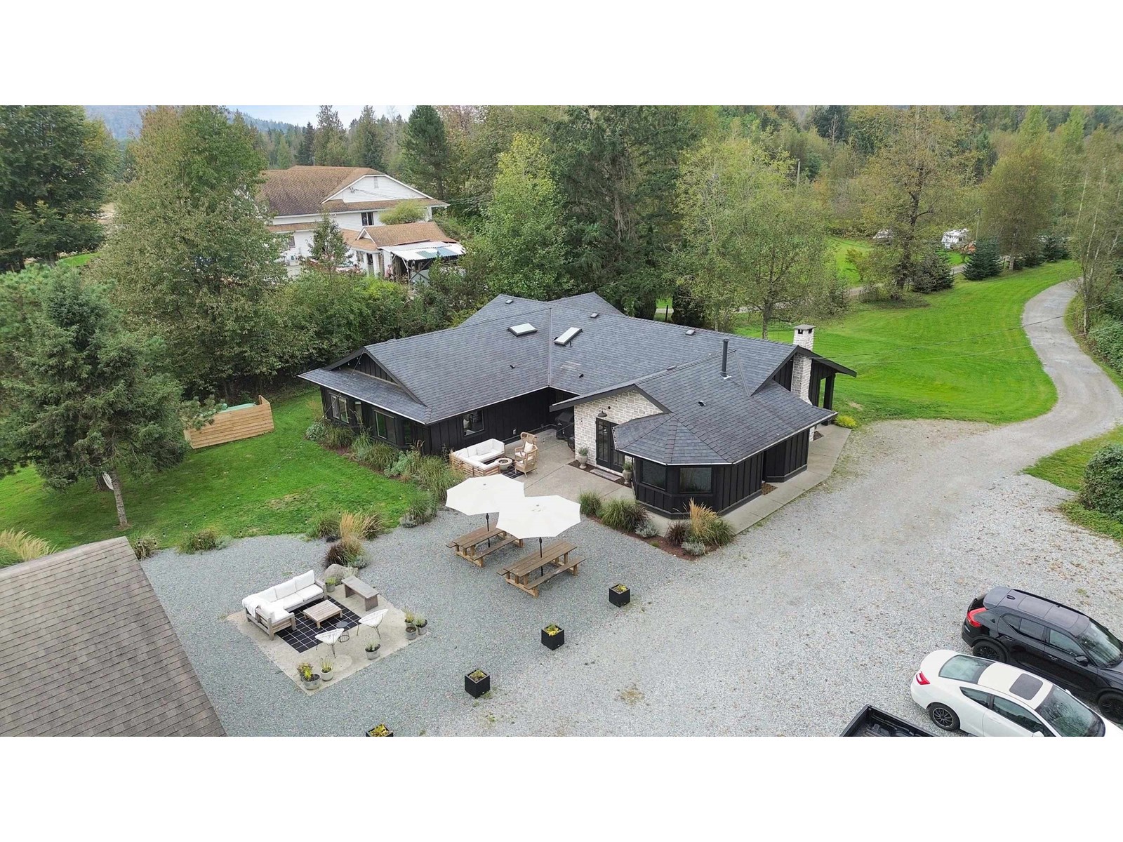 Property at 33496 IHLES AVENUE image 3