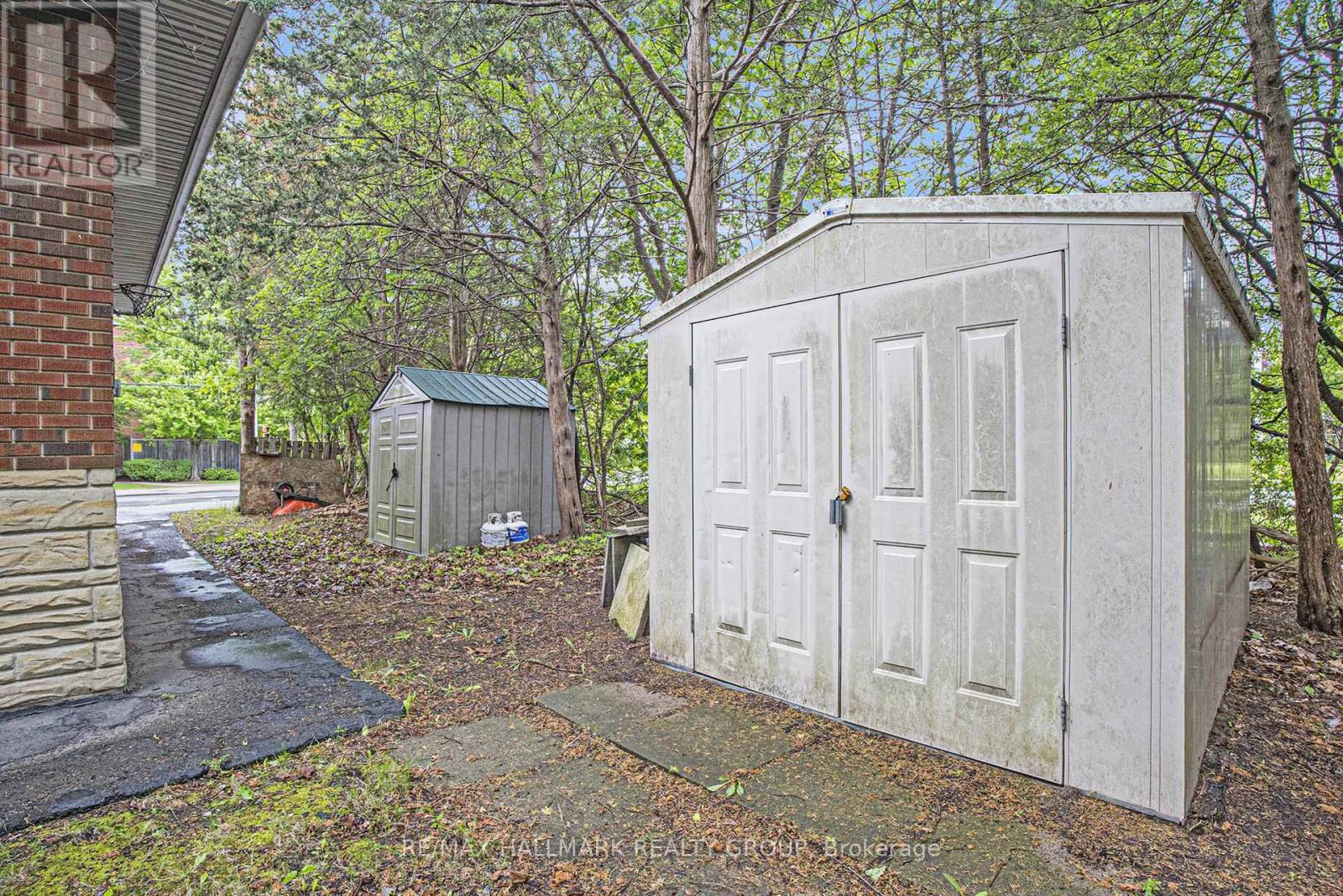 1128 Cummings Avenue, Ottawa, Ontario  K1J 7R8 - Photo 16 - X12176710