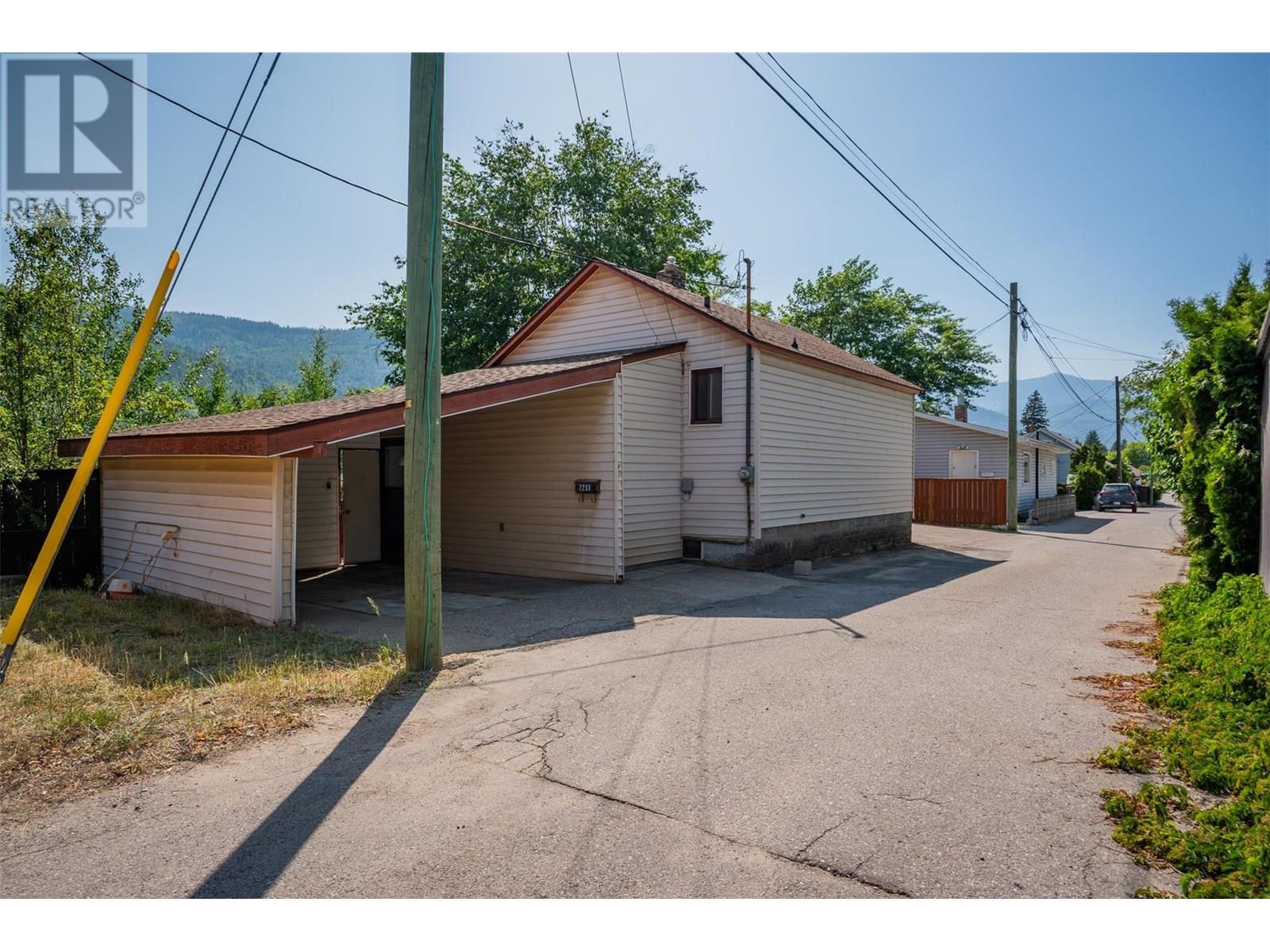 Property at 2233 Fifth Avenue image 1