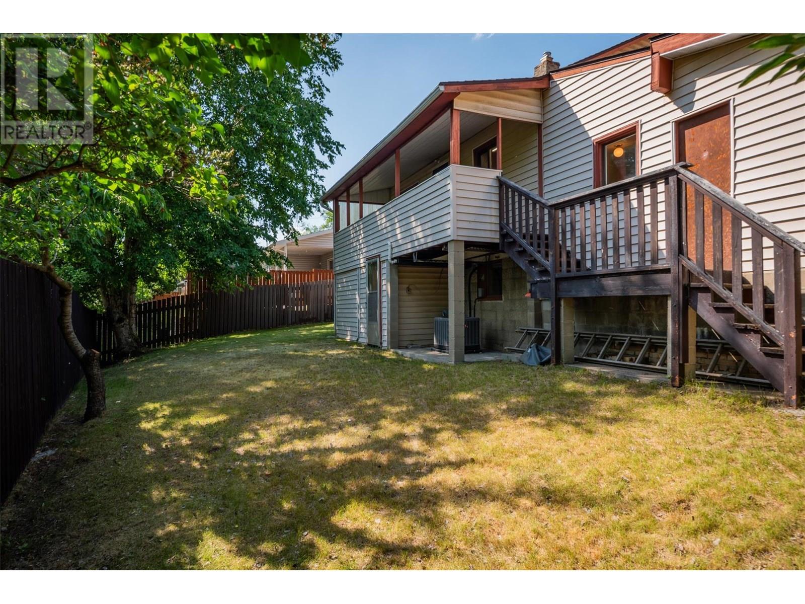 Property at 2233 Fifth Avenue image 3
