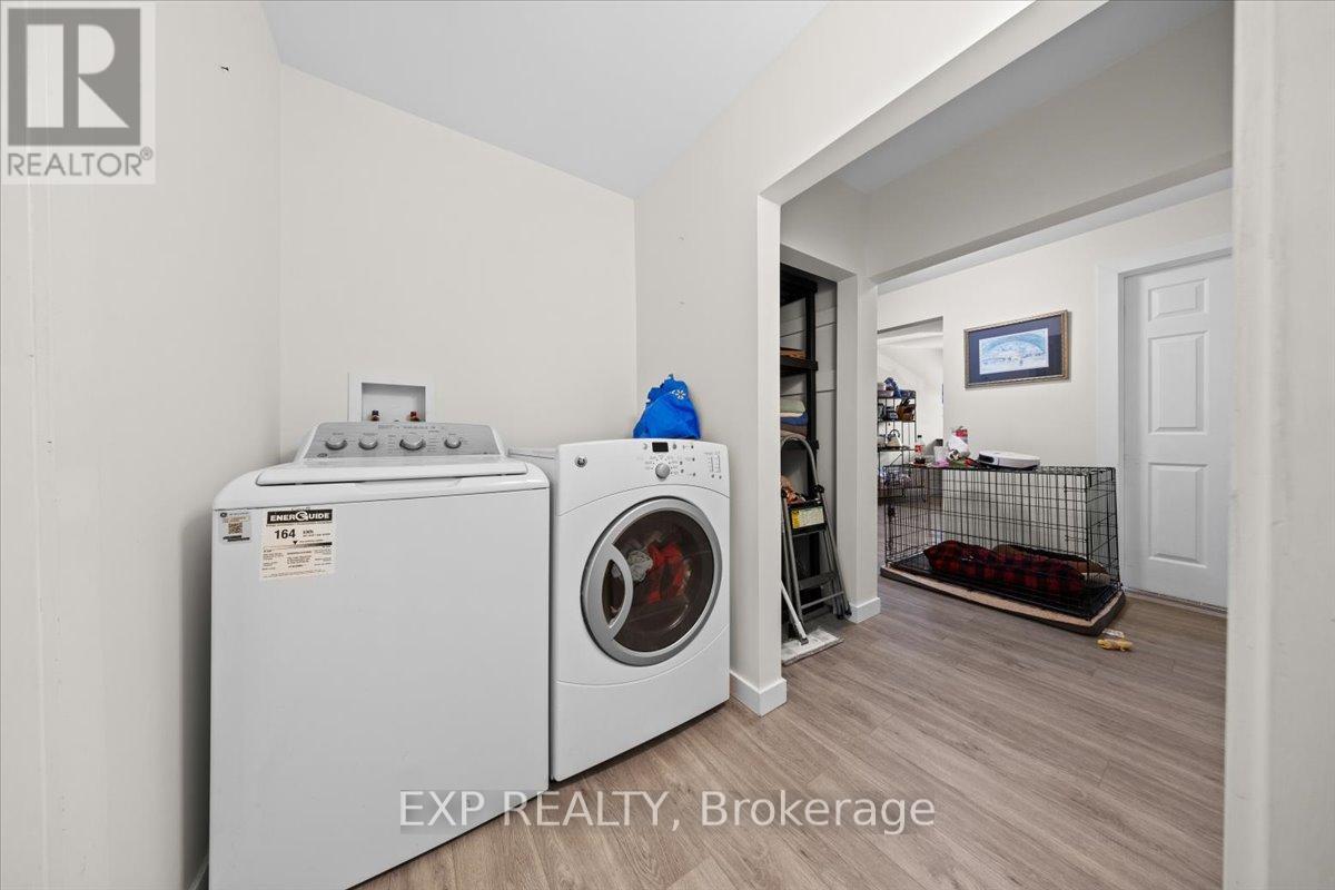 Property at 215 LAVERGNE STREET image 4