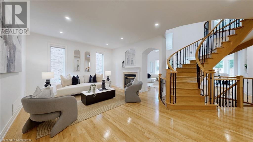 Property at 2238 LYNDHURST Drive image 2