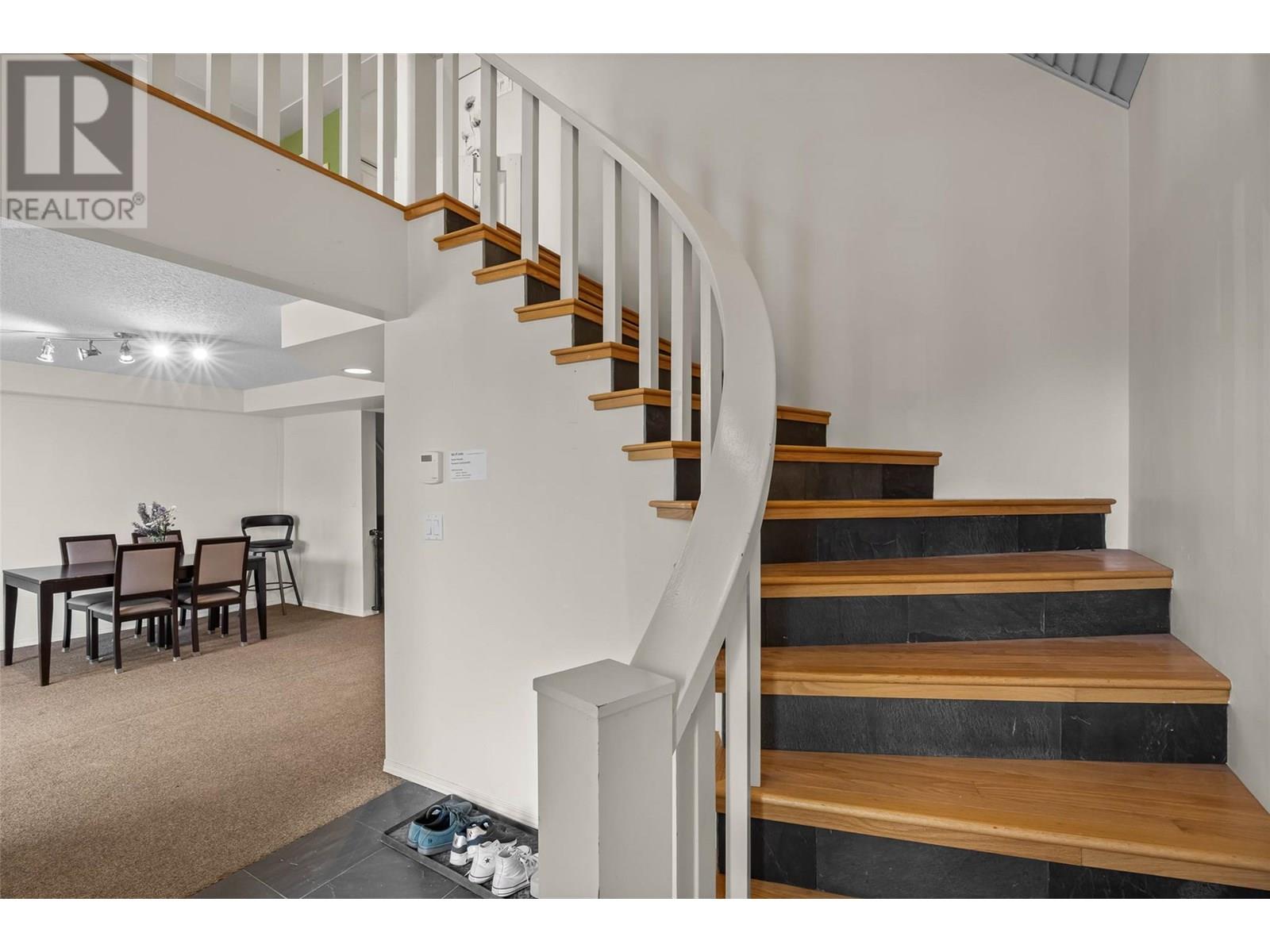 Property at 155 Connaught Road image 4