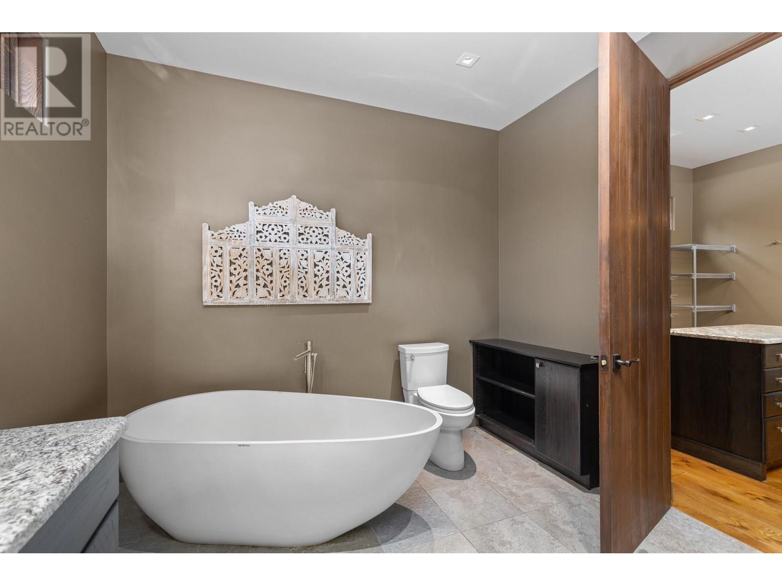 Property at 4335 Maxwell Road image 5