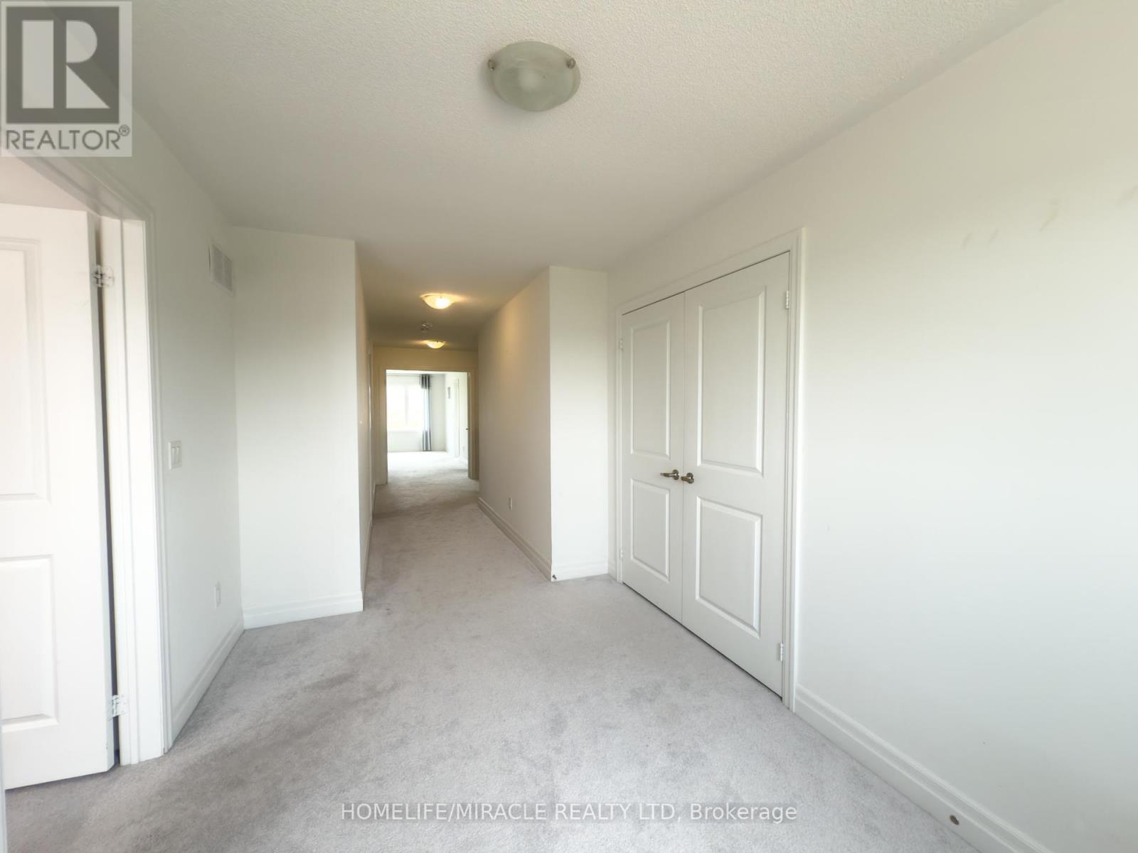 118 Frank Kelly Drive, East Gwillimbury, Ontario  L9N 0V1 - Photo 32 - N12227208