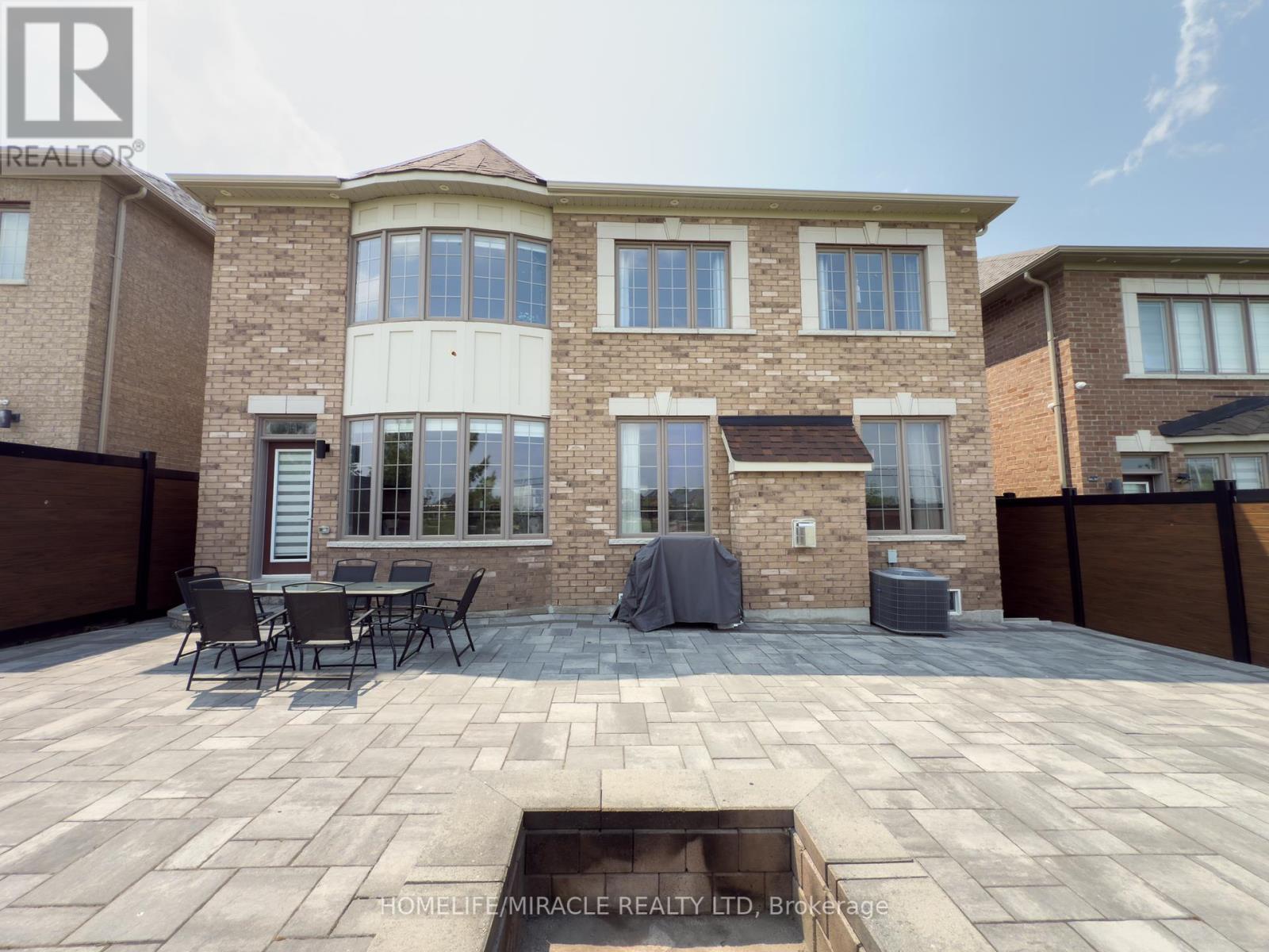 118 Frank Kelly Drive, East Gwillimbury, Ontario  L9N 0V1 - Photo 39 - N12227208